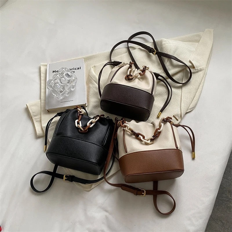 Delulu Bucket Bag