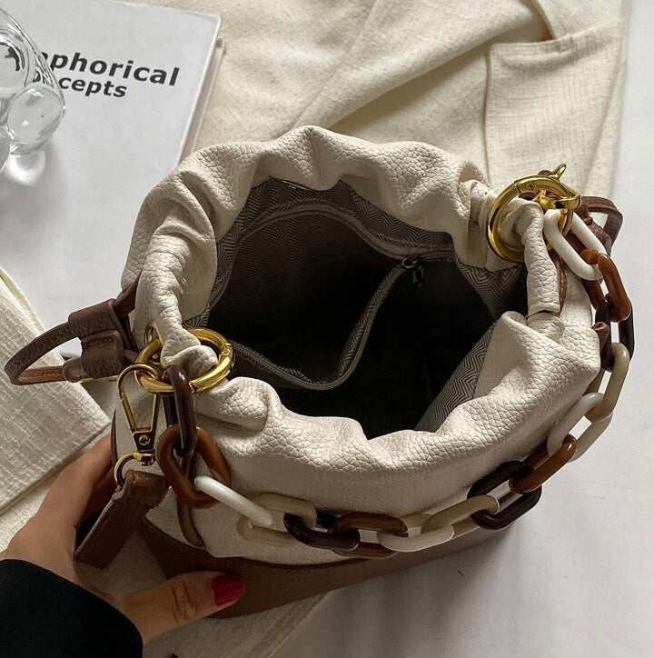 Delulu Bucket Bag